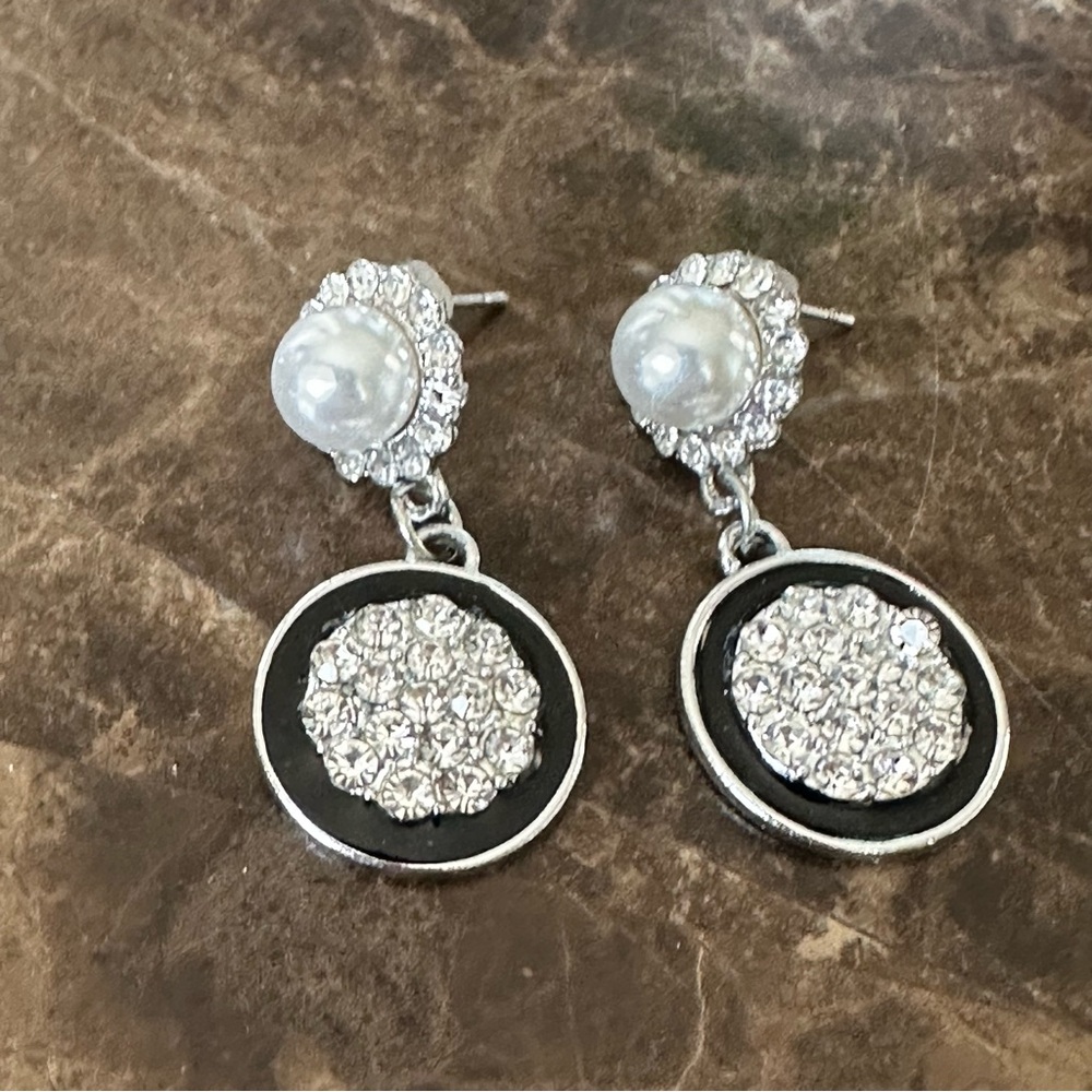 Fashion Jewelry Earrings Silver With Pearls Clear Rhinestones Black Accent NWOT